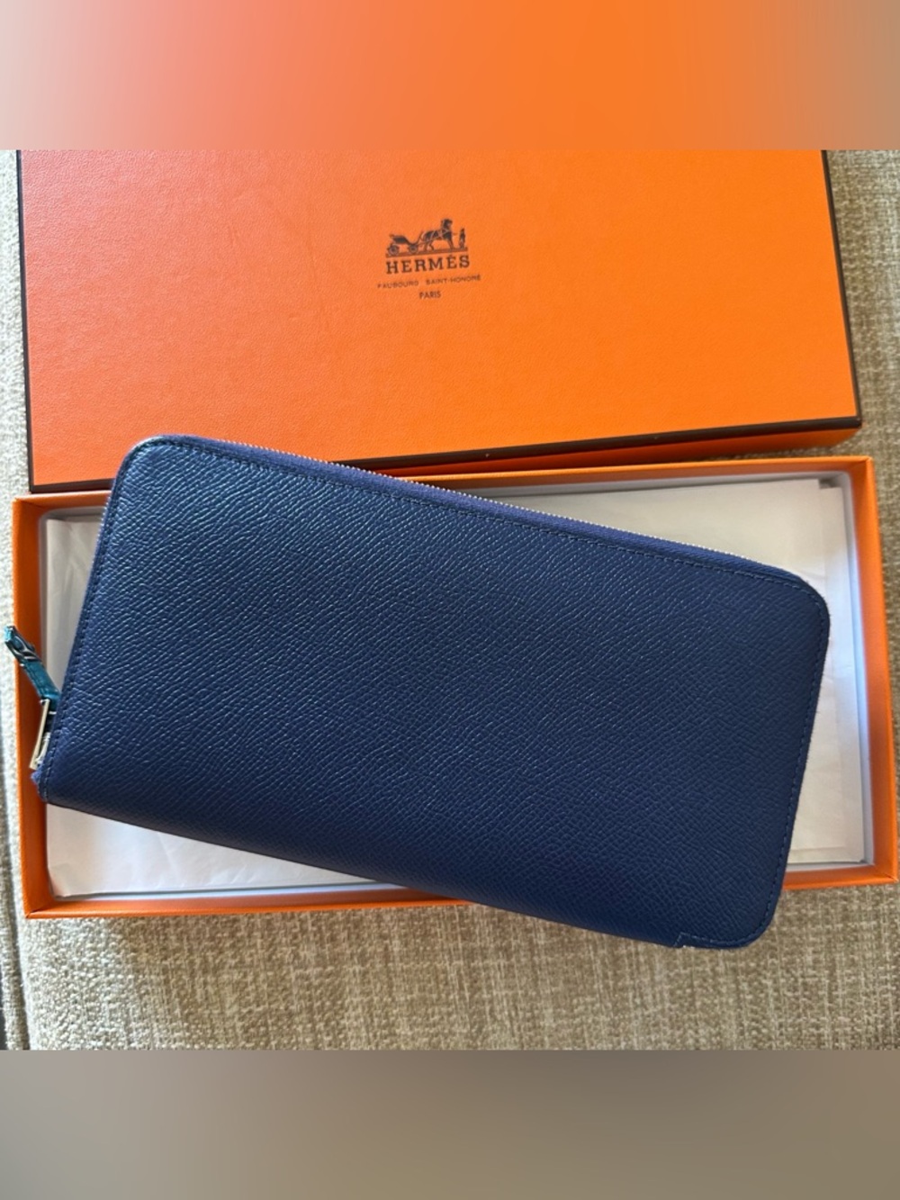 Hermès Hermes Long Zipped Wallet Silk in Blue Leather
